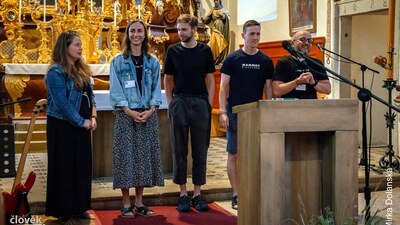Foto: Mirka Dolanská / Člověk a víra