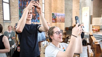 Foto: Člověk a víra