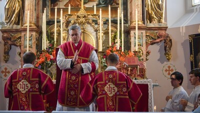 Foto: Stanislava Vitoňová, Člověk a víra