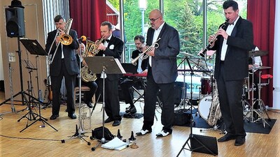 Old Steamboat Jazzband; Foto: Zdeněk Mandelíček a Anička Mikešová Korbářová