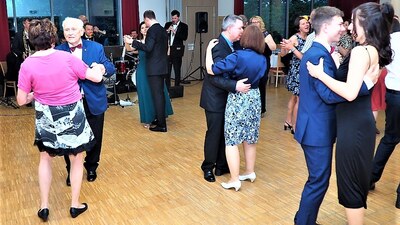 Foto: Zdeněk Mandelíček a Anička Mikešová Korbářová