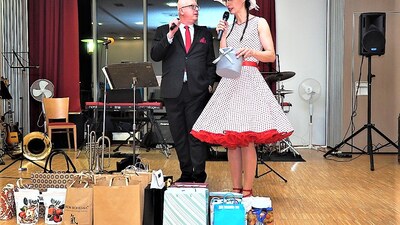 Foto: Zdeněk Mandelíček a Anička Mikešová Korbářová