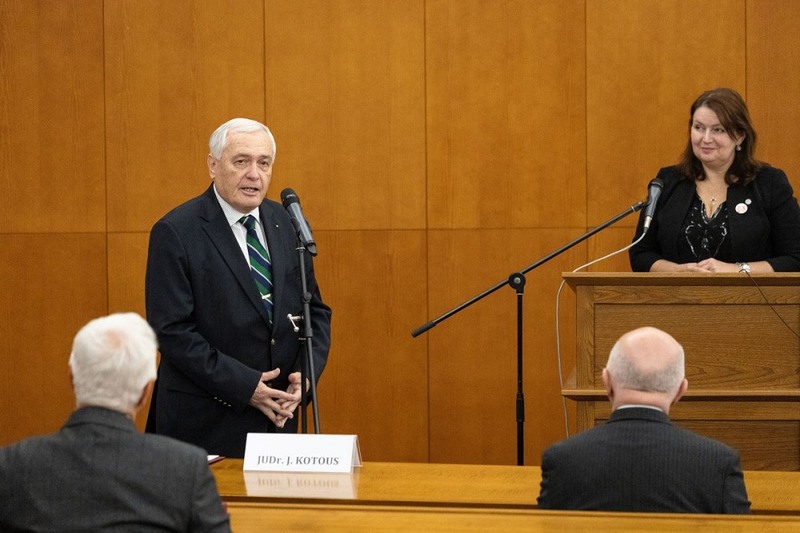 JUDr. Jan Kotous při děkovném proslovu; Foto: Michal Novotný